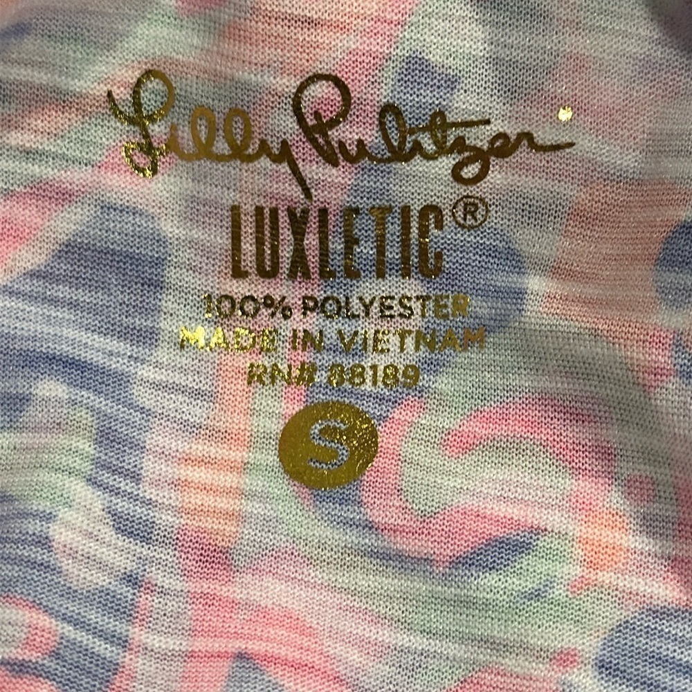 Lilly Pulitzer Women's Luxletic Pink Paisley Long Sleeve Top Size S - EUC - Picture 3 of 5